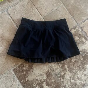 Tennnis skirt with back pleats size xs